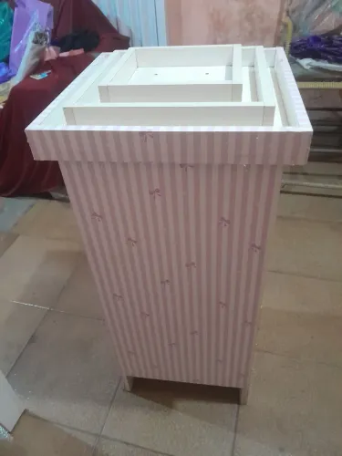 Expositor de esmalte 