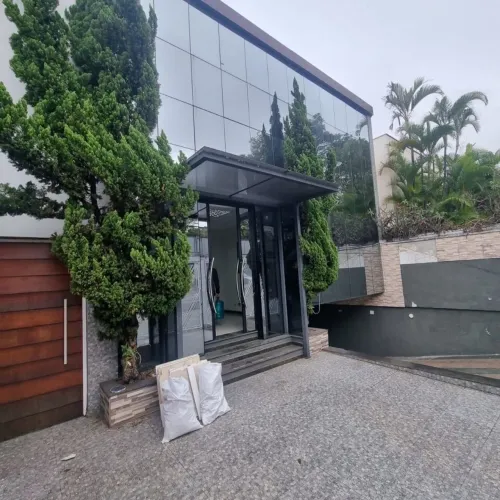 PRÉDIO COMERCIAL NO JARDIM BONFIGLIOLI | 420 m² | EXCELENTE PONTO COMERCIAL