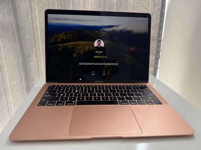 MACBOOK AIR 2019