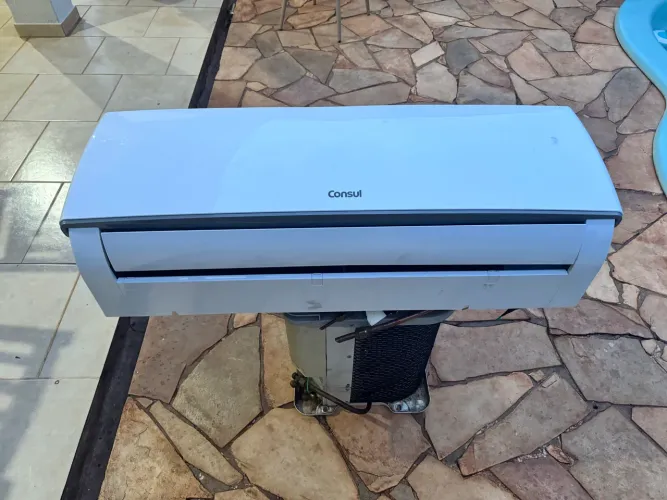 Ar condicionado Cônsul de 18000 btus