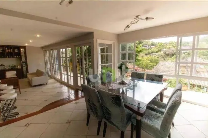 Casa com 3 dormitórios à venda, 220 m² por R$ 1.199.000,00 - Mata Paca - Niterói/RJ