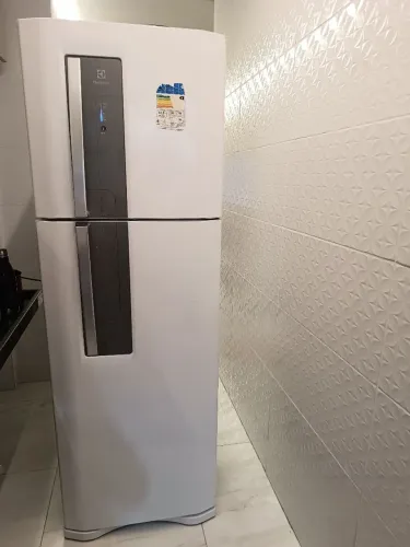 Geladeira Electrolux Duplex em excelente estado