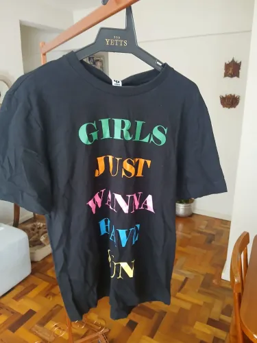2 Camisetas Colcci 