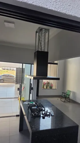 Instalação profissional em coifa ilha! 