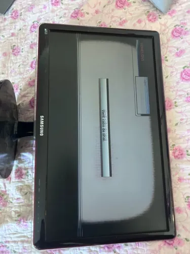 1 TV com defeito por 60 reais.
