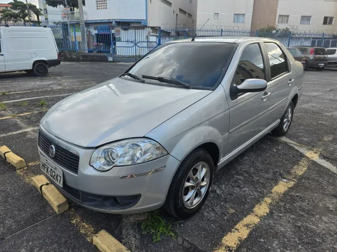 Fiat Siena Tetrafuel 1.4 MPI Fire Flex 8V 4P 2009