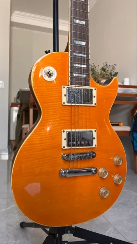 Guitarra Tagima Flamed