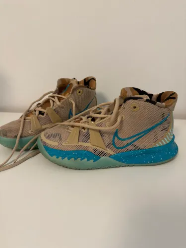 tênis Nike Kyrie