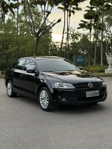 Volkswagen Jetta Highline 2.0 TSI 16V 4P Tiptronic 2013