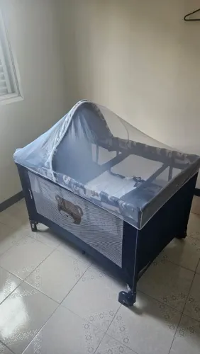 Chiqueirinho/Berço portátil Voyage Azul