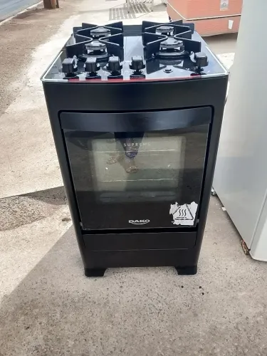 Vendo esse fogão top Glass semi novo funcionando perfeitamente com 3 meses de garantia 