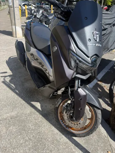 Moto excelente só pegar passar pro nome e andar de ser feliz nada pra fazer