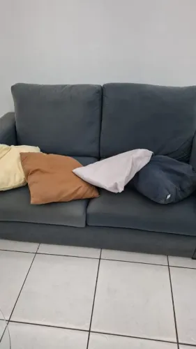 Sofá de sala com dois lugares