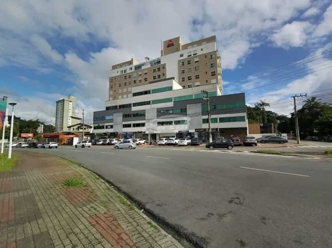 SALA COMERCIAL - CORONEL FEDDERSEN