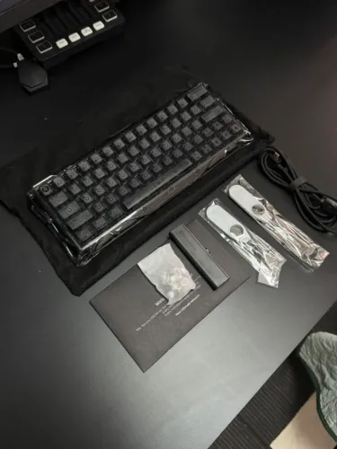 (NOVO) Teclado Magnético Gravastar Mercury V60