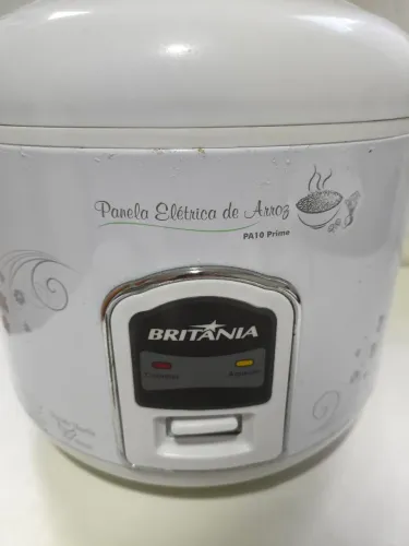 Panela elétrica Britânia Branca