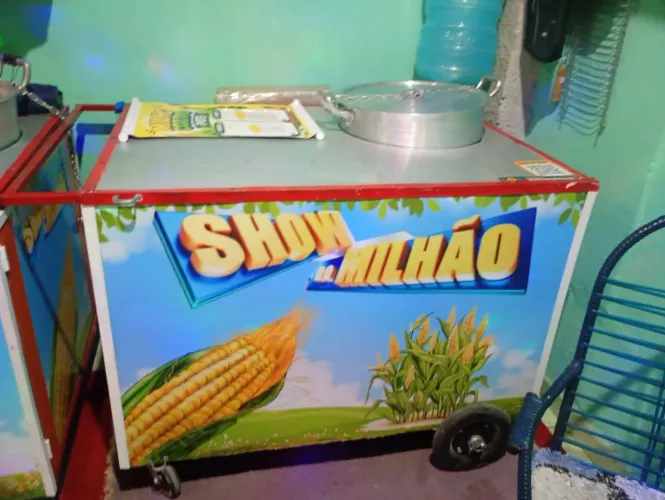 Carrinho de Milho perfeito estado, vai comad panela $2000