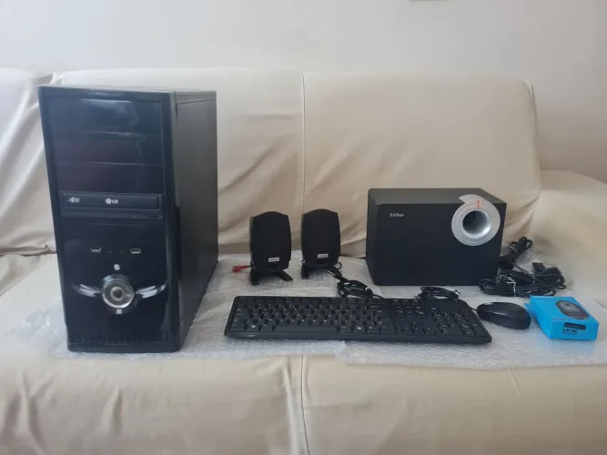 OPORTUNIDADE! Computador e acessórios