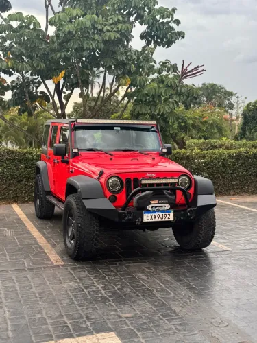 Jeep Wrangler Unlimited Sport 3.6 V6 284cv 4P 2013