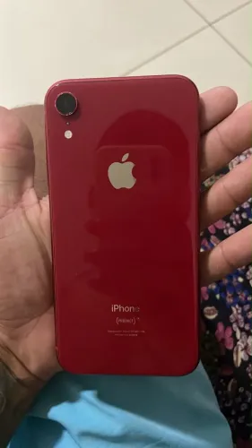 iPhone XR , VERMELHO