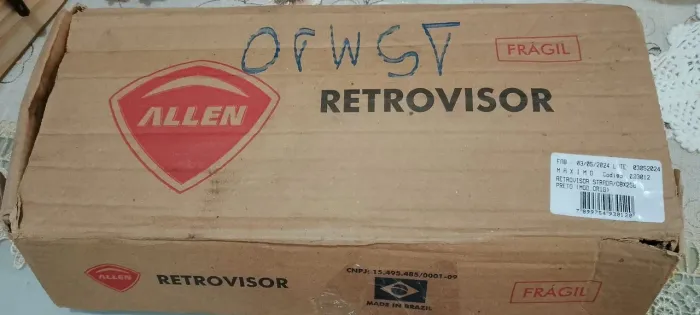 Vendo retrovisor de Twister 2008