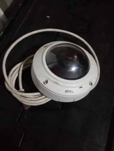 Câmera IP Axis
