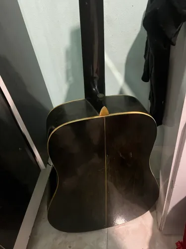 Violão sem corda