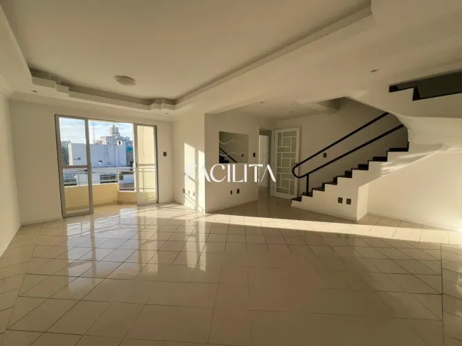 Cobertura duplex com 5 quartos no bairro Trindade, Florianópolis
