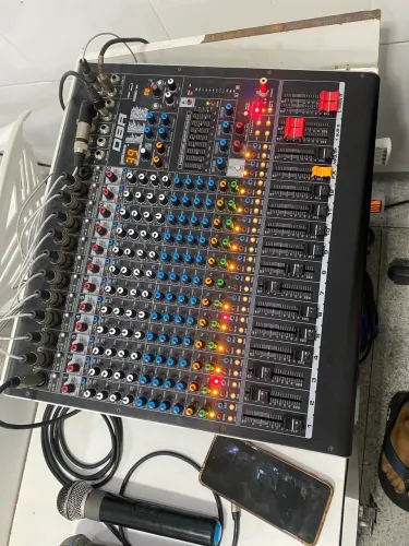 Mesa de som DBR dm 12