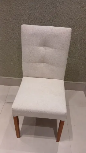 Reforma de cadeira de jantar 