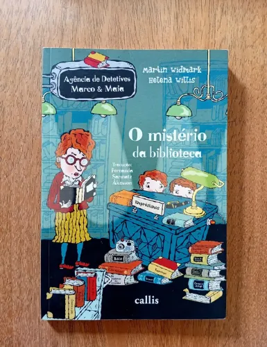 Livro O mistério da biblioteca - Agência de detetives Marco & Maia