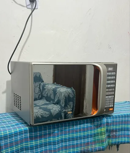 Microondas espelhado novo
