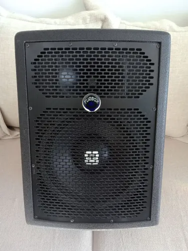 Vendo caixa ativa Leacs Turbox 10 jbl