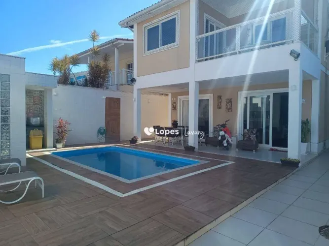 Vendo casa no Condomínio Nova Barra 5 quartos sendo 2 suítes