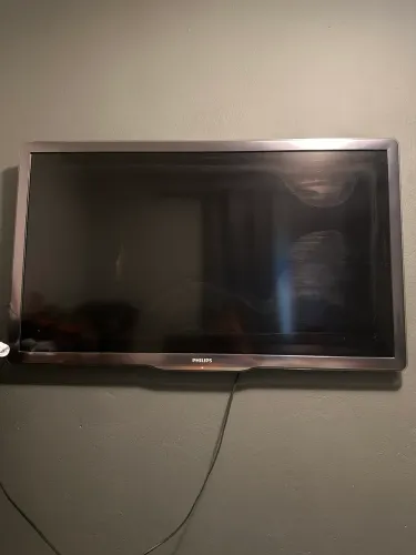 Tv PHILIPS 42? COM DEFEITO LCD