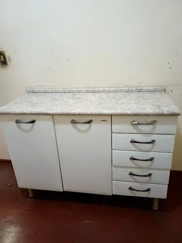 Armário itatiaia com 5 gavetas. Excelente..muito novo!