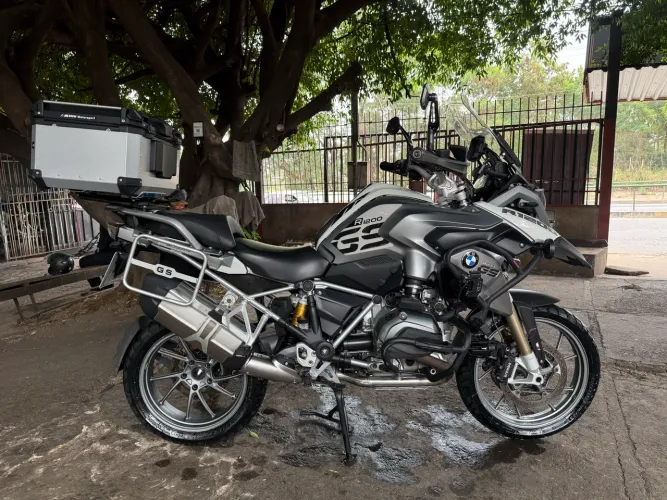 BMW R1200GS 2013 branca Particular 