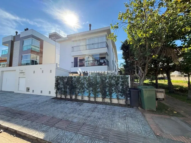 Apartamento 2 quartos sendo 2 suítes, sacada com churrasqueira em Palmas / Governador Cels