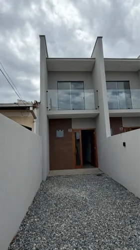 Vende- se geminado jardim Iririu 360 mil