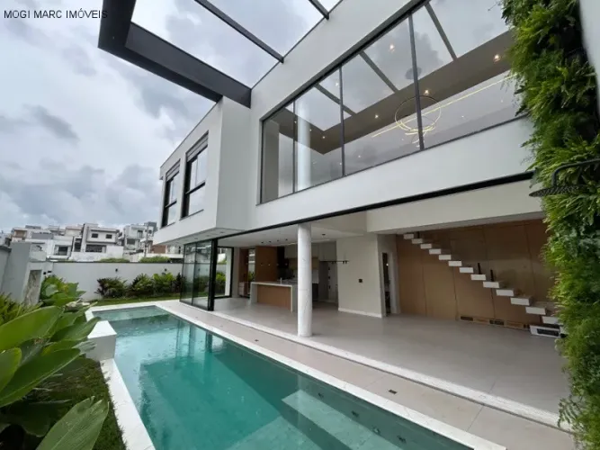 Casa de alto padrão em condomínio com automação e piscina em Mogi das Cruzes, 3 quartos, 3