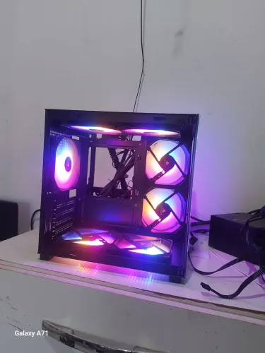 Gabinete Gamer Aquario Aigo Luna A275 + 7 Fans RGB