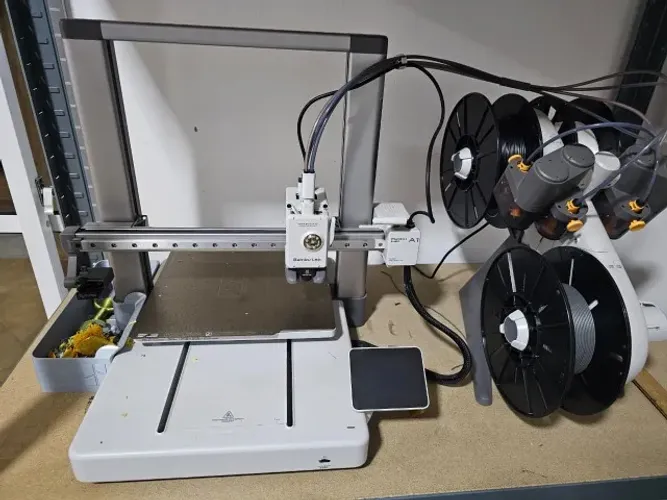 Impressora 3D Bambu Lab A1 Combo + AMS Lite (Multicor até 4 Cores) - Excelente Estado