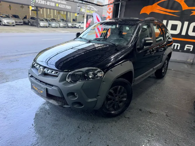 Fiat Palio Weekend Adventure Locker 1.8 Flex 2013