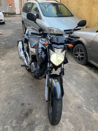 Fazer 250