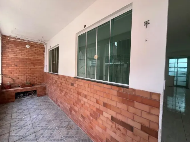 BS Imobiliária Aluga, Casa de vila na Rua Doutor Alcides Figueiredo com 2 quartos, 2 banhe
