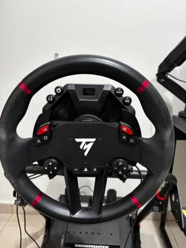 Volante Thrustmaster T598