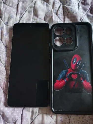 MOTO G75 256gb 8 Ram muito bem conservado acompanha capinha