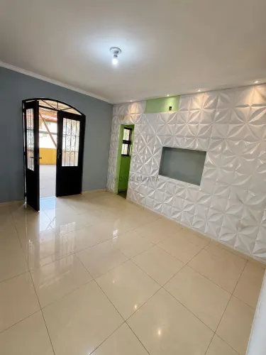 Compre Casa no Coophamil