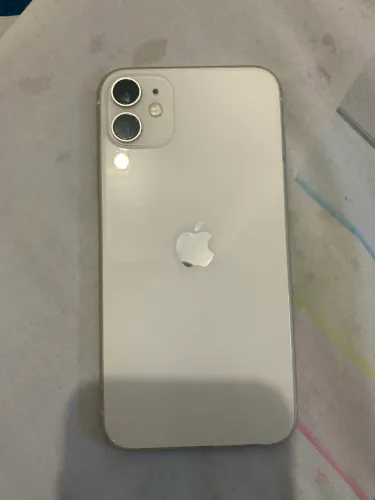 IPHONE 11 BRANCO 128giga 