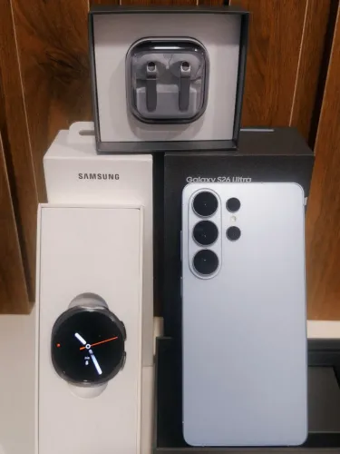 Samsung Galaxy S26 Ultra 512GB Watch 8 de 44 mBuds 4 Pro Impecável!